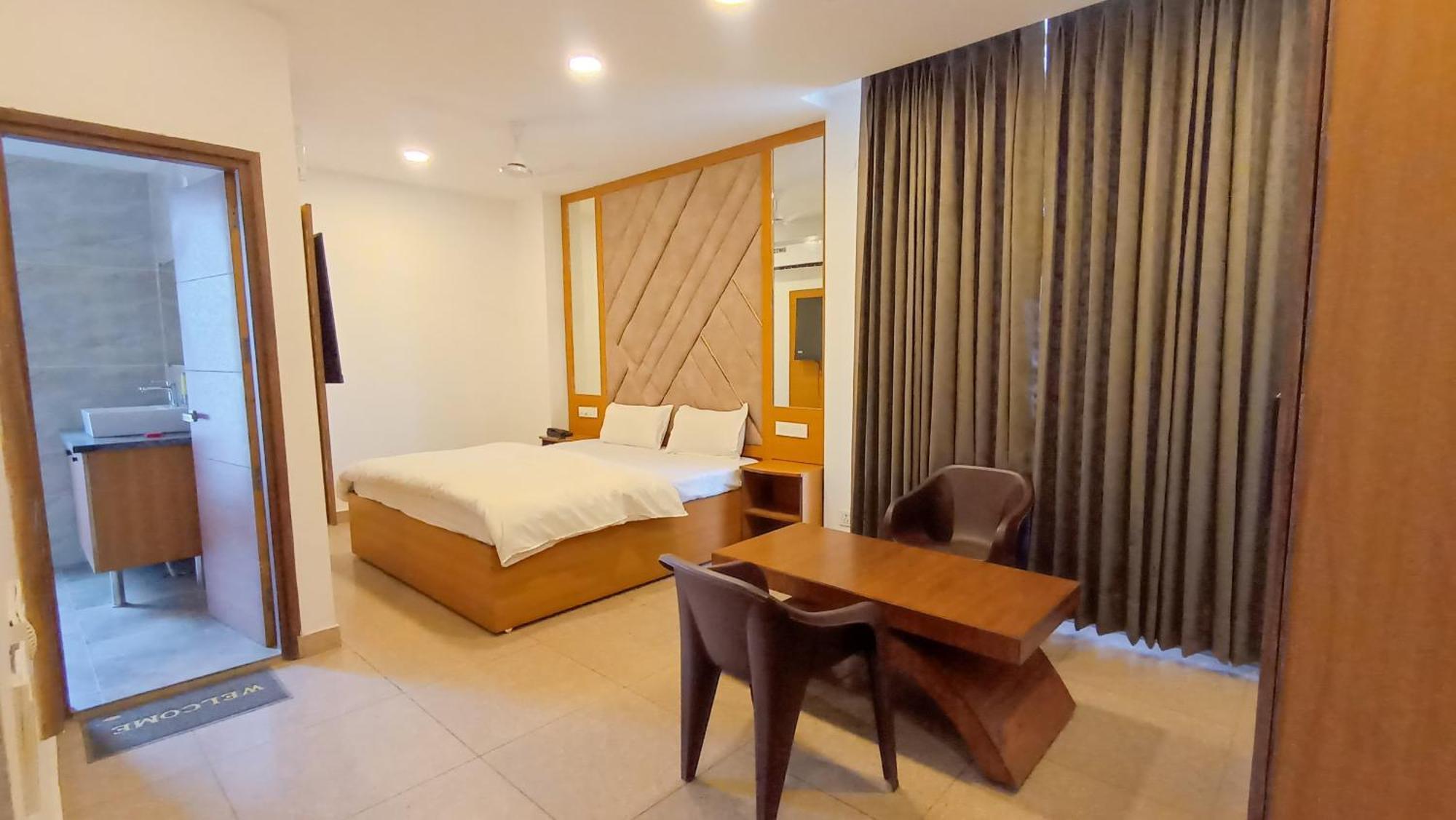 Hotel Lake View Chandīgarh Værelse billede